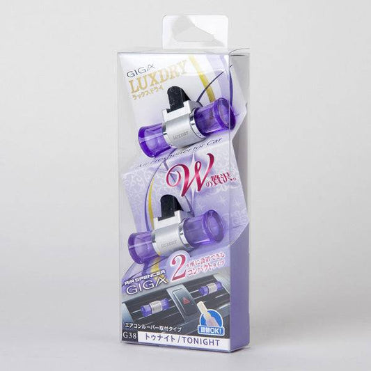 Air Spencer Giga Luxdry vent air freshener attached to car vent, showcasing sleek design and fresh scent release.